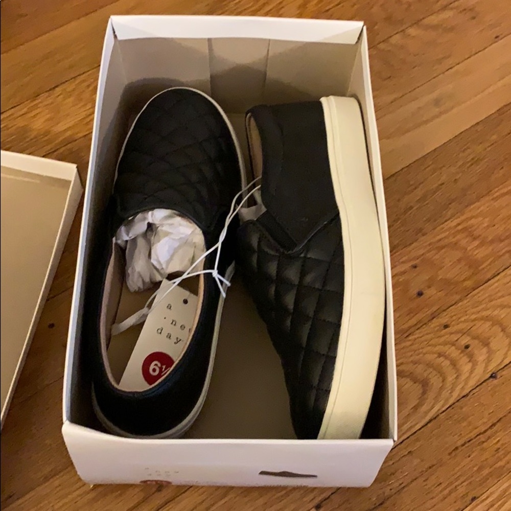 NWT A new day Black Sneakers - Picture 2 of 10